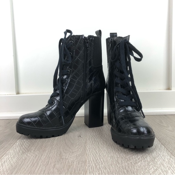 Steve Madden Latch Croc Embossed Black Combat Lace Up Boots Size 8.5 - Picture 3 of 13